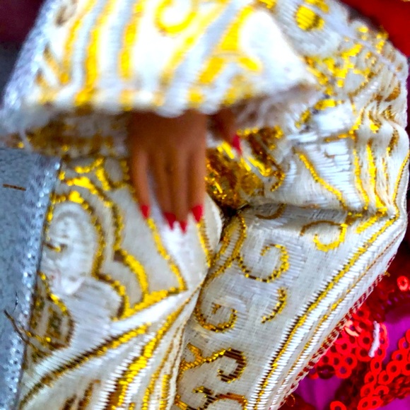 LOL Surprise OMG Remix Jukebox BB  Fashion Doll  Limited Edition - Picture 6 of 6